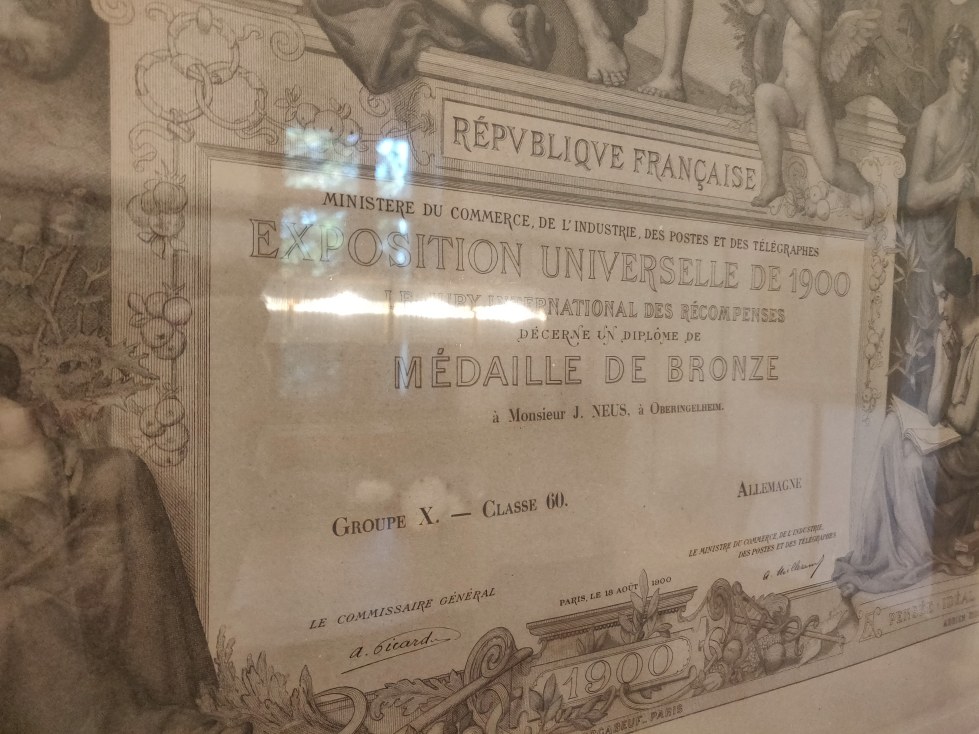 Neux Exposition Universelle Paris